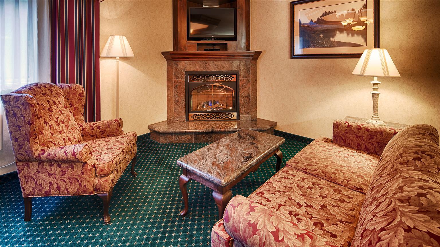 Best Western Plus Flathead Lake Inn And Suites Kalispell Bagian luar foto